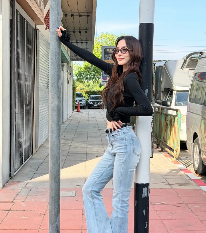 กรีน - อัษฎาพร สิริวัฒน์ธนกุล