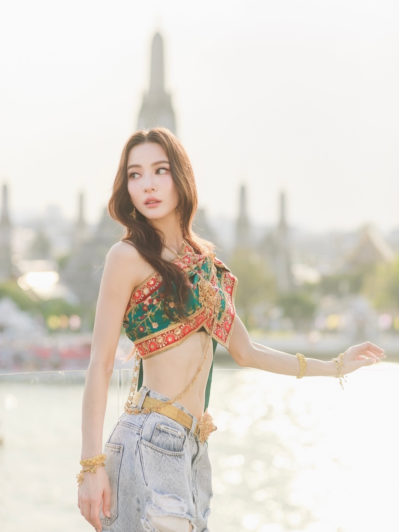 กรีน - อัษฎาพร สิริวัฒน์ธนกุล