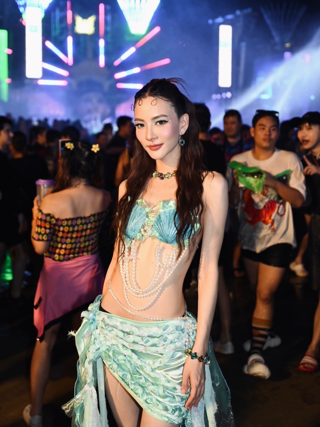 กรีน - อัษฎาพร สิริวัฒน์ธนกุล