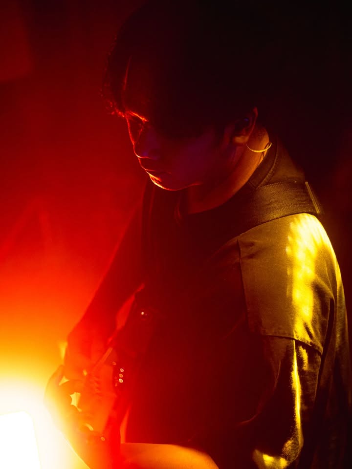 เก้า - จิรายุ ละอองมณี