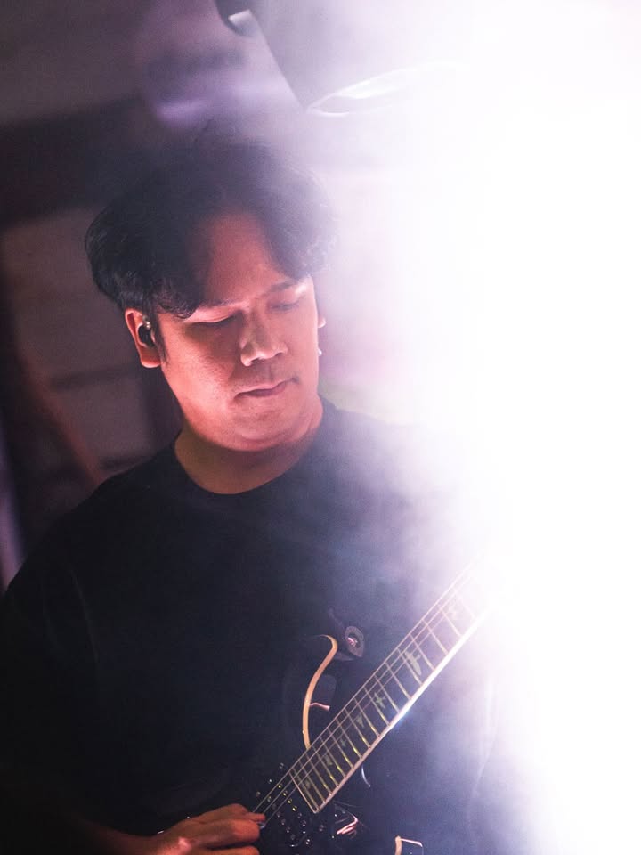 เก้า - จิรายุ ละอองมณี