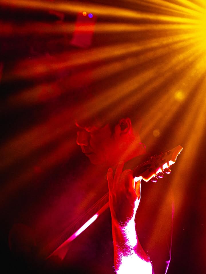 เก้า - จิรายุ ละอองมณี