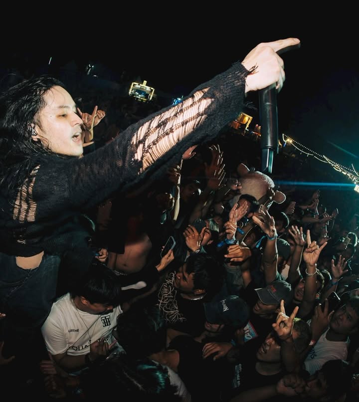 เก้า - จิรายุ ละอองมณี