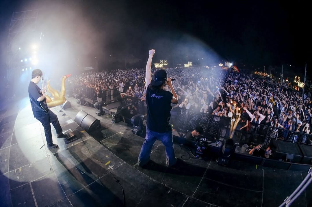 เก้า - จิรายุ ละอองมณี