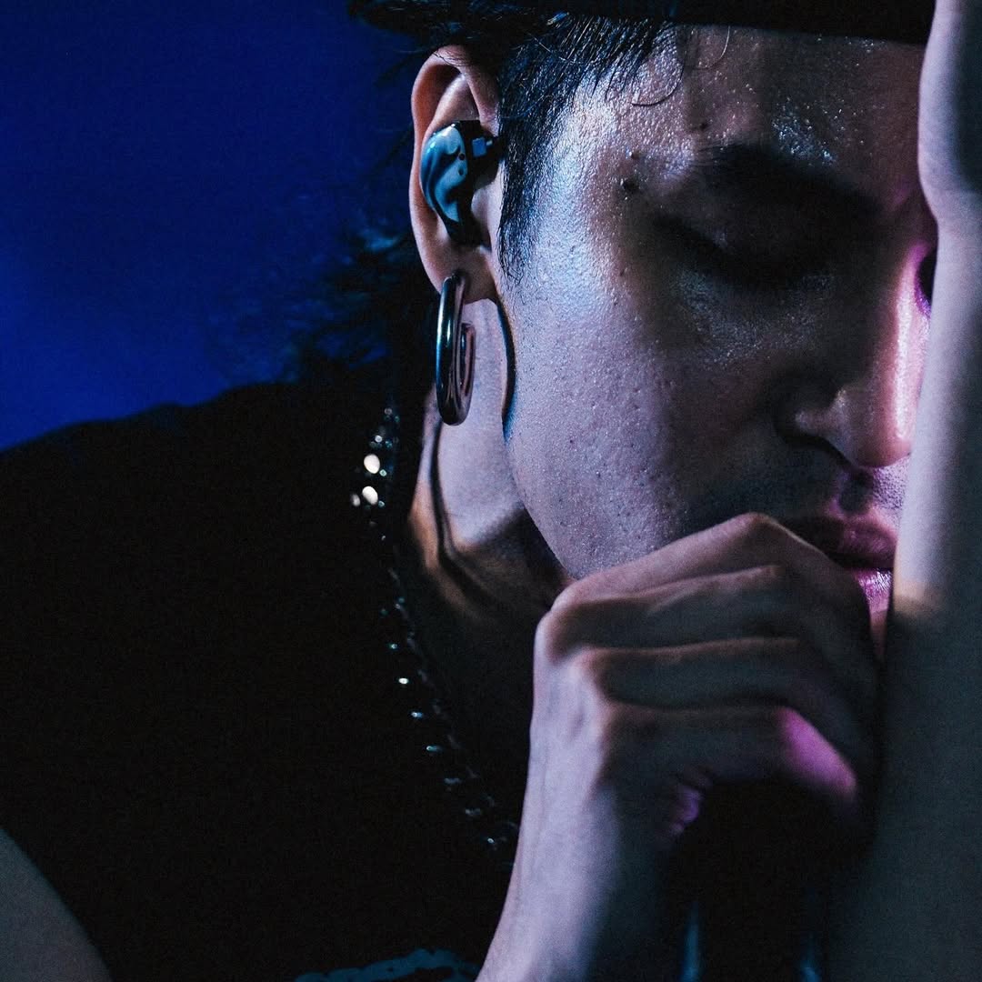 เก้า - จิรายุ ละอองมณี