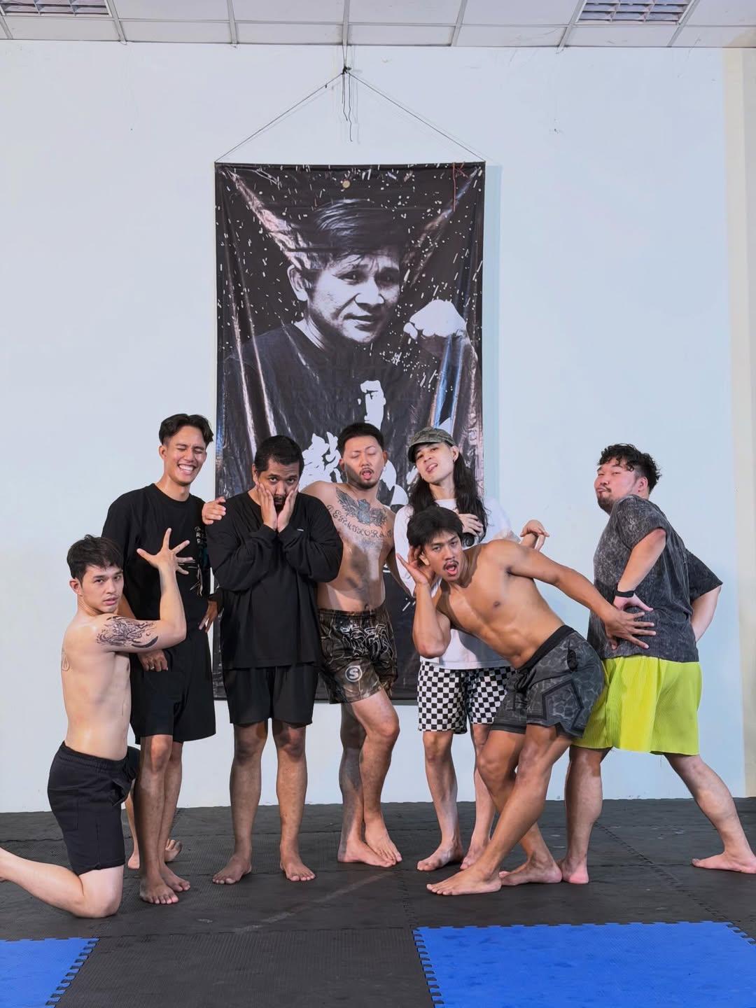 เก้า - จิรายุ ละอองมณี