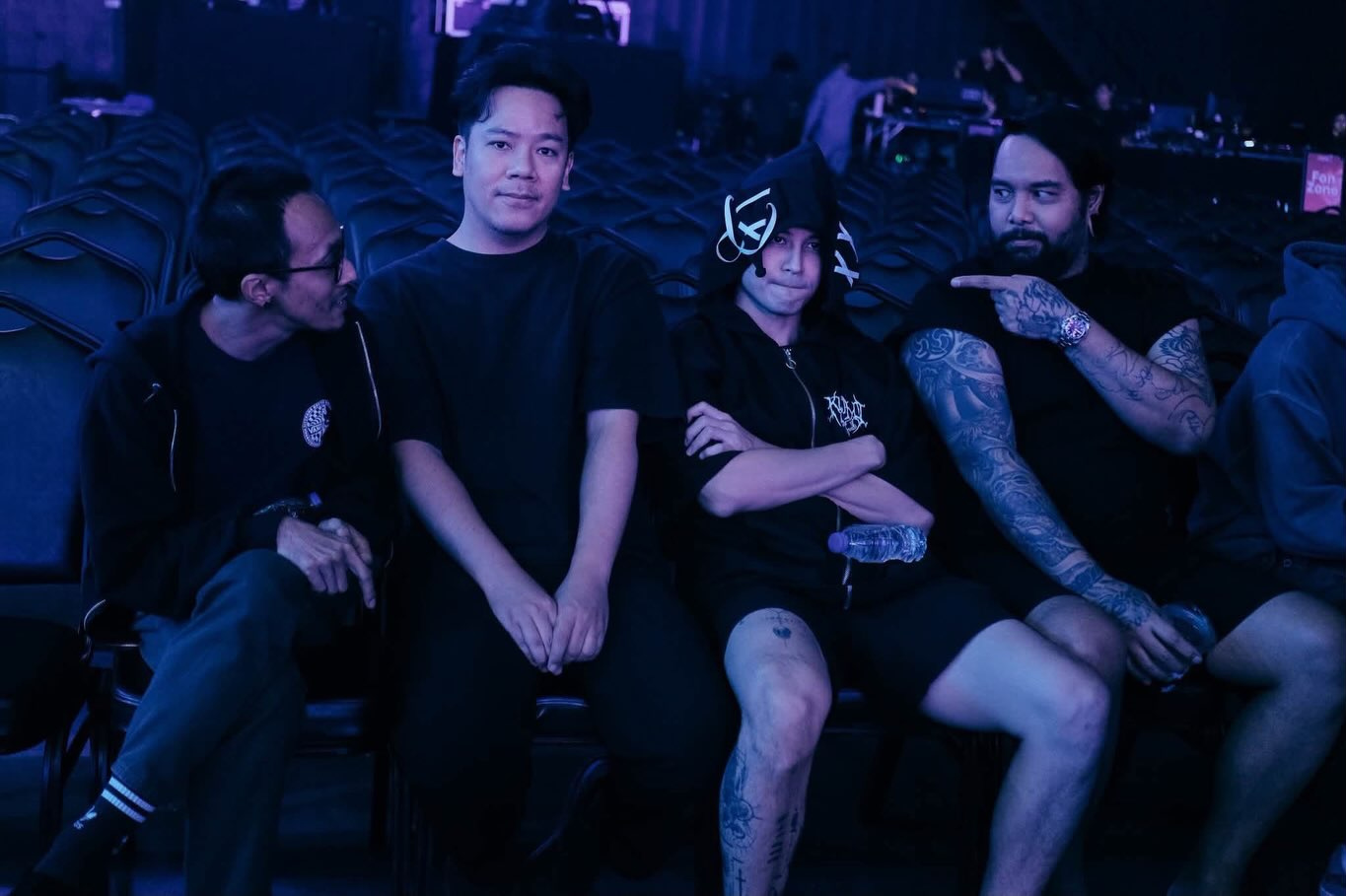 เก้า - จิรายุ ละอองมณี