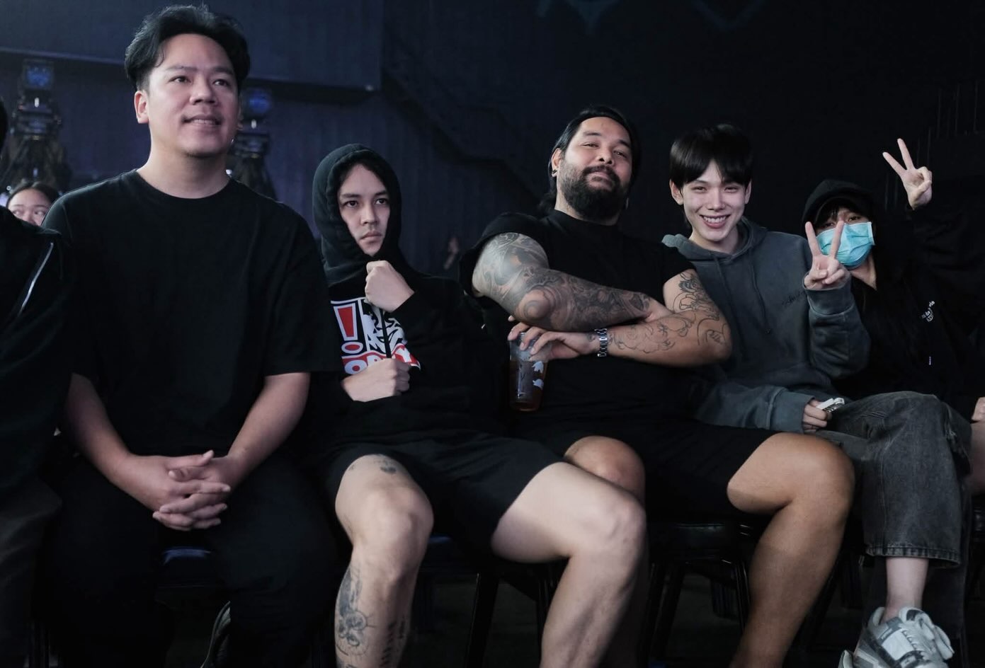 เก้า - จิรายุ ละอองมณี