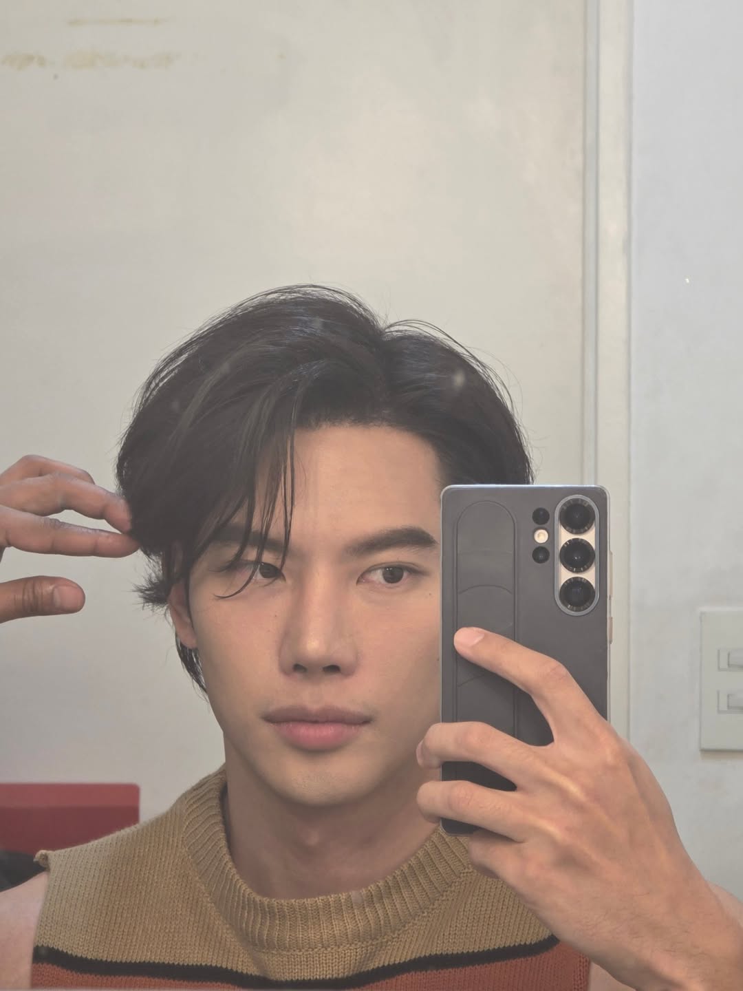 แม็กซ์ - ณัฐพล ดิลกนวฤทธิ์