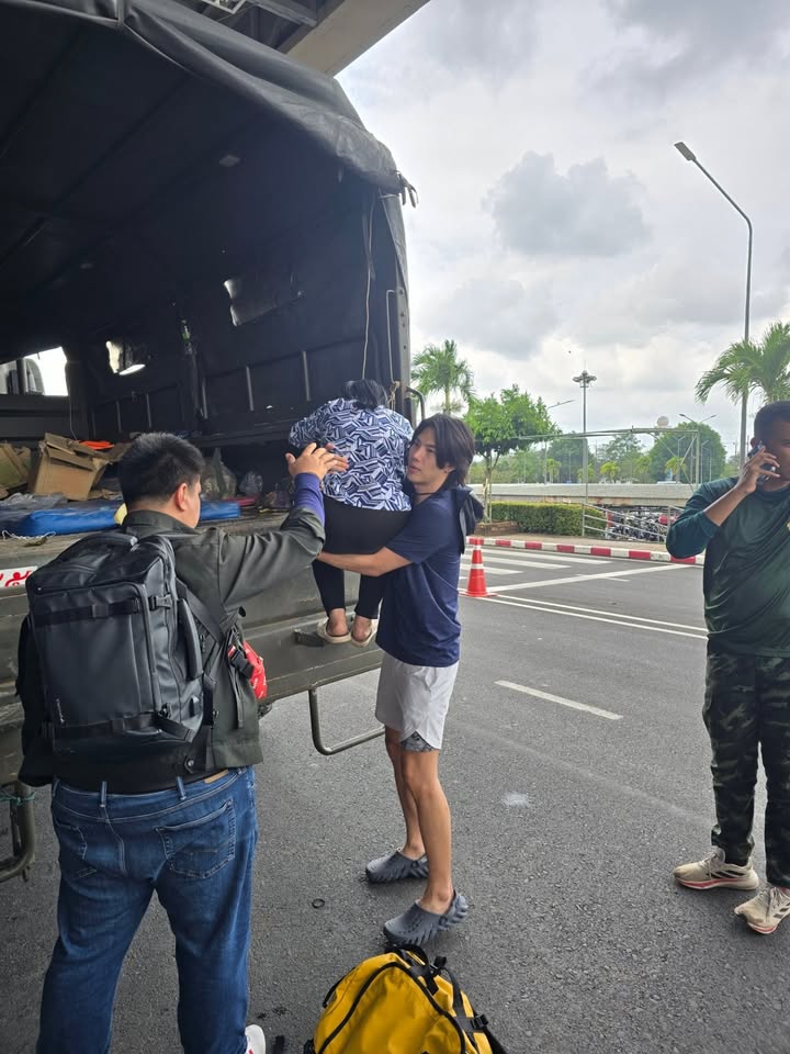 แม็กซ์ - ณัฐพล ดิลกนวฤทธิ์