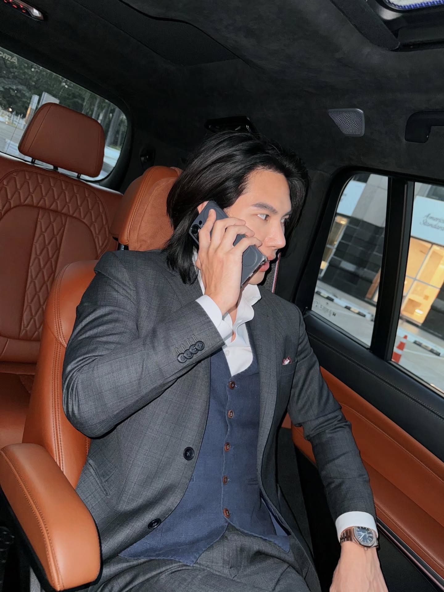 แม็กซ์ - ณัฐพล ดิลกนวฤทธิ์