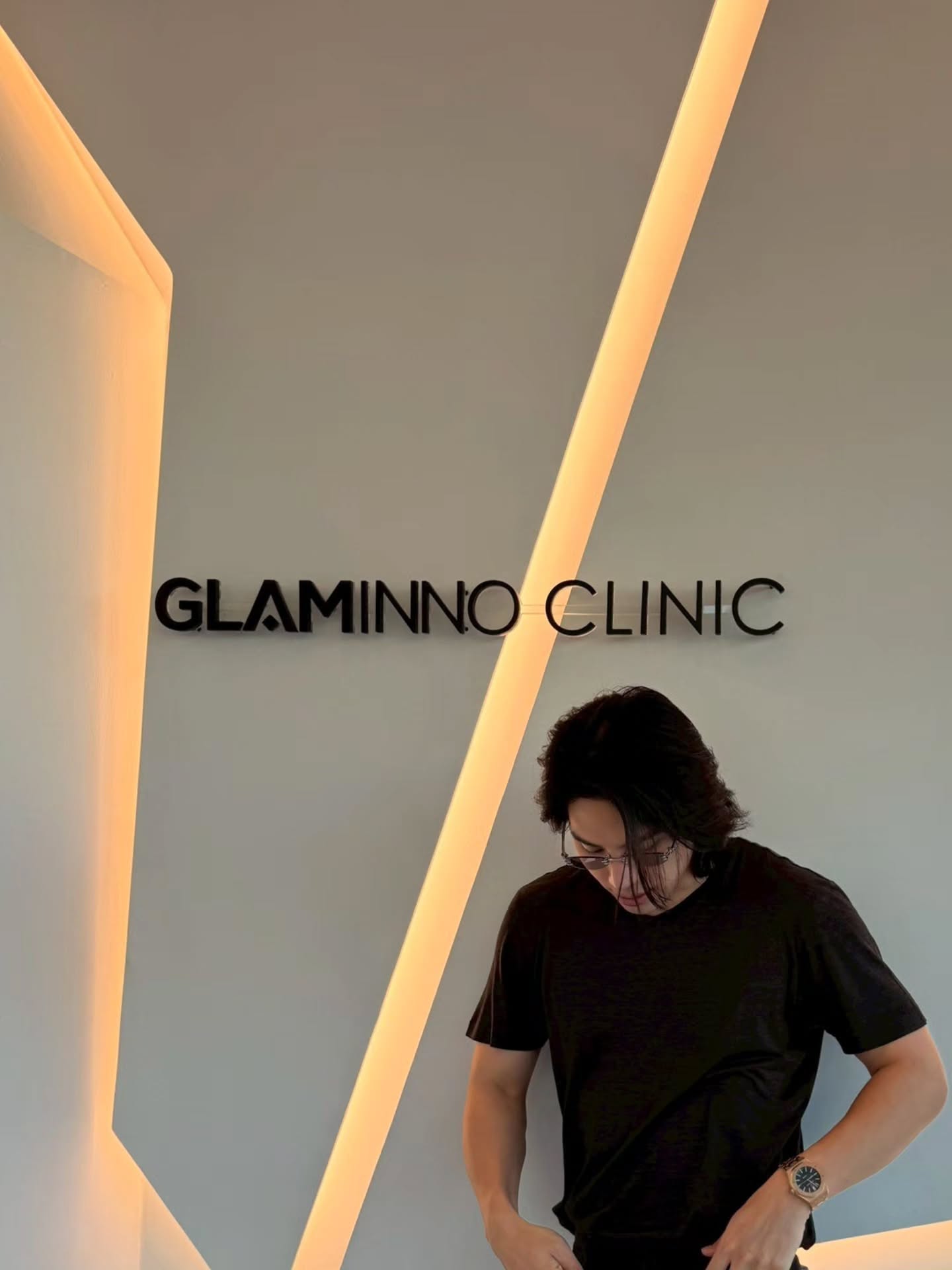 แม็กซ์ - ณัฐพล ดิลกนวฤทธิ์