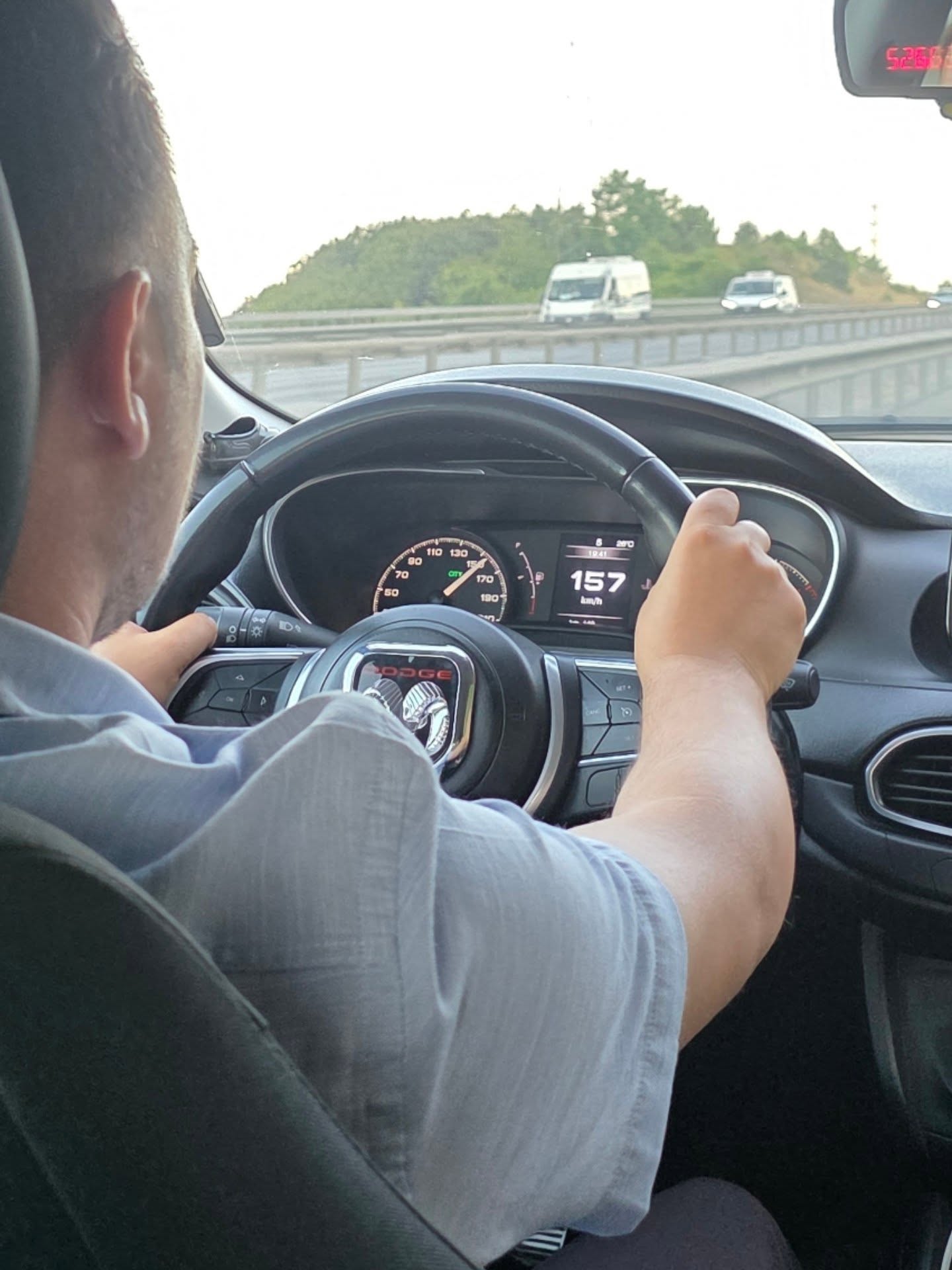 แม็กซ์ - ณัฐพล ดิลกนวฤทธิ์