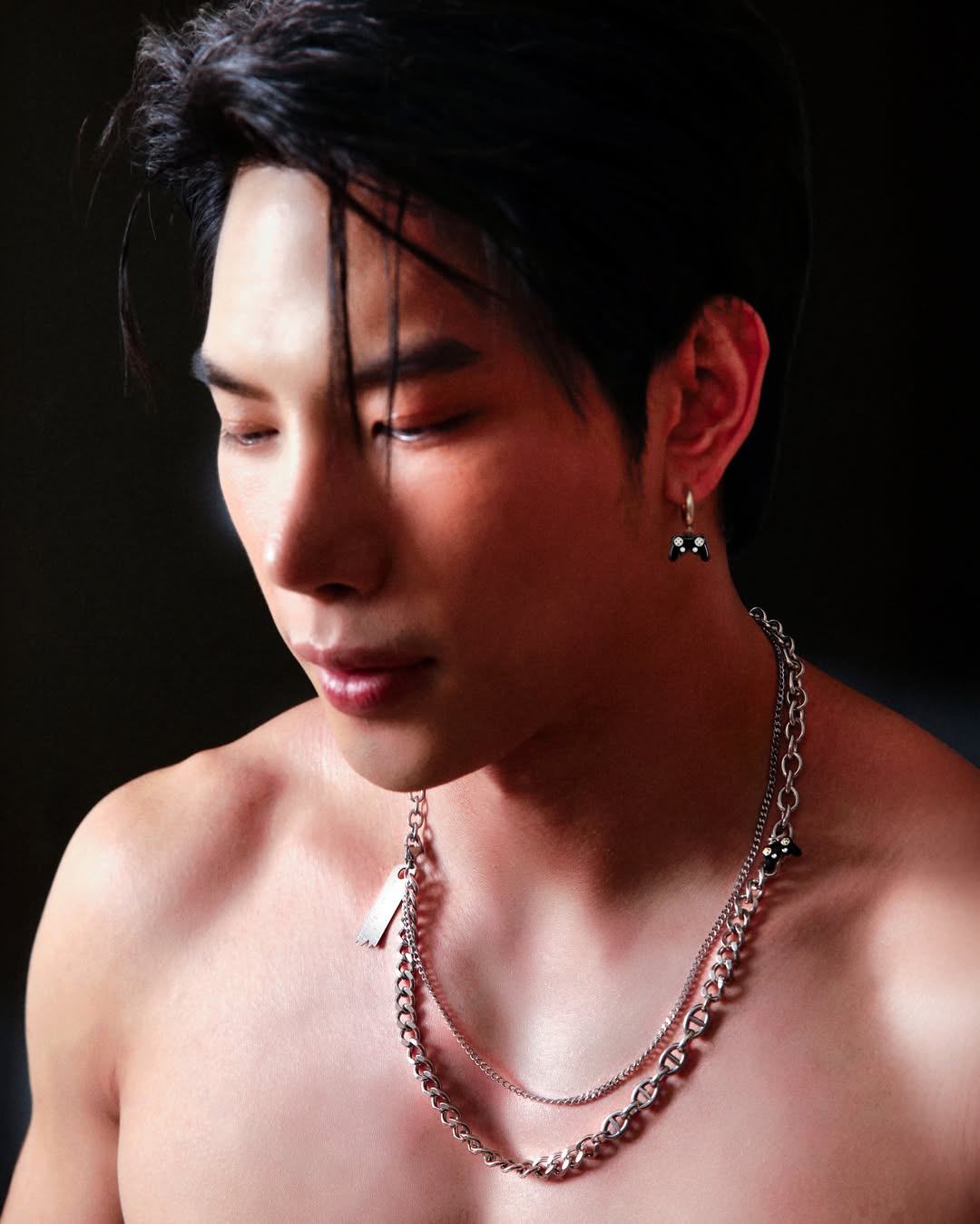 แม็กซ์ - ณัฐพล ดิลกนวฤทธิ์