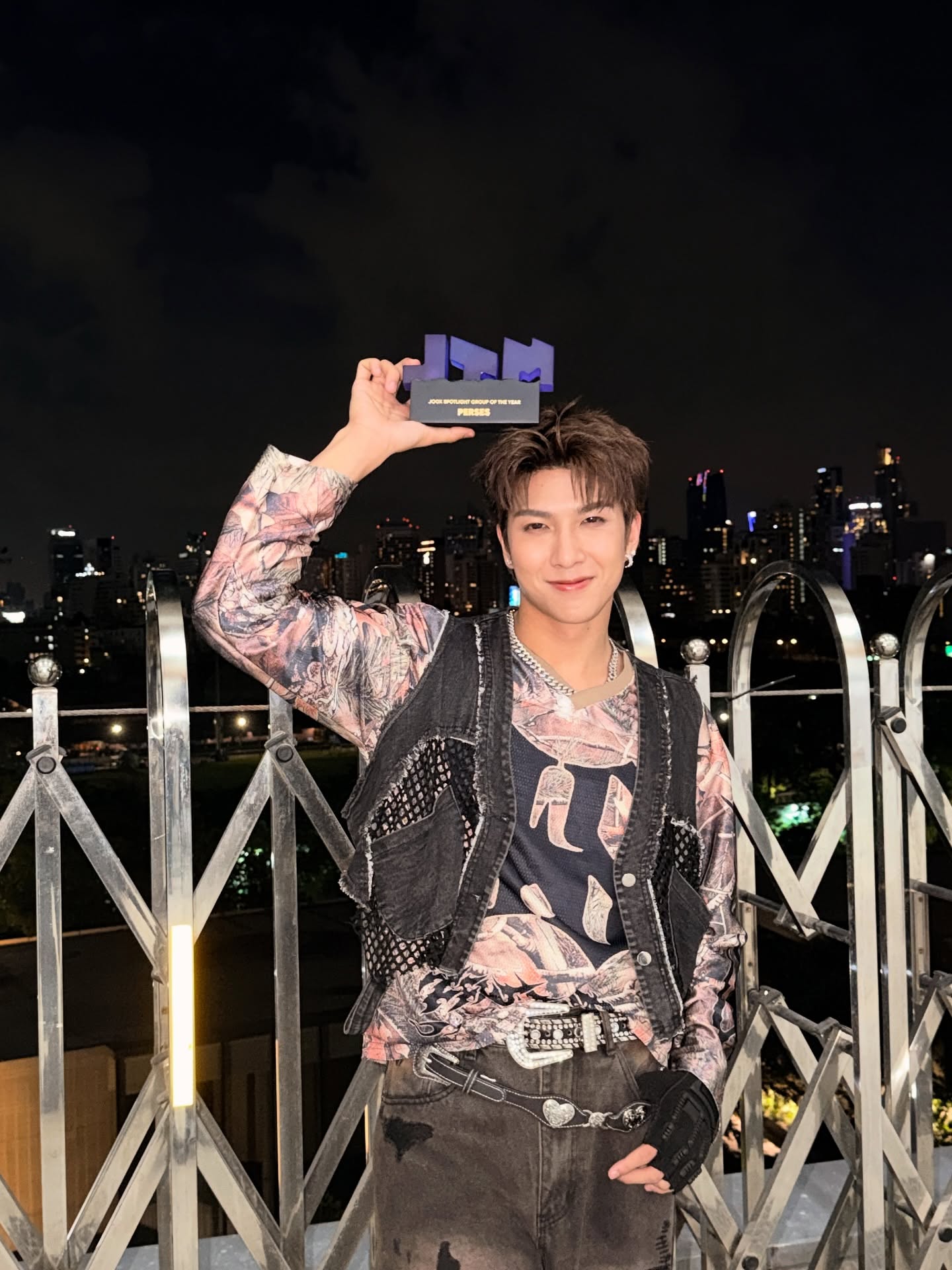 ปาล์ม - พีรวิชญ์ พินธะ