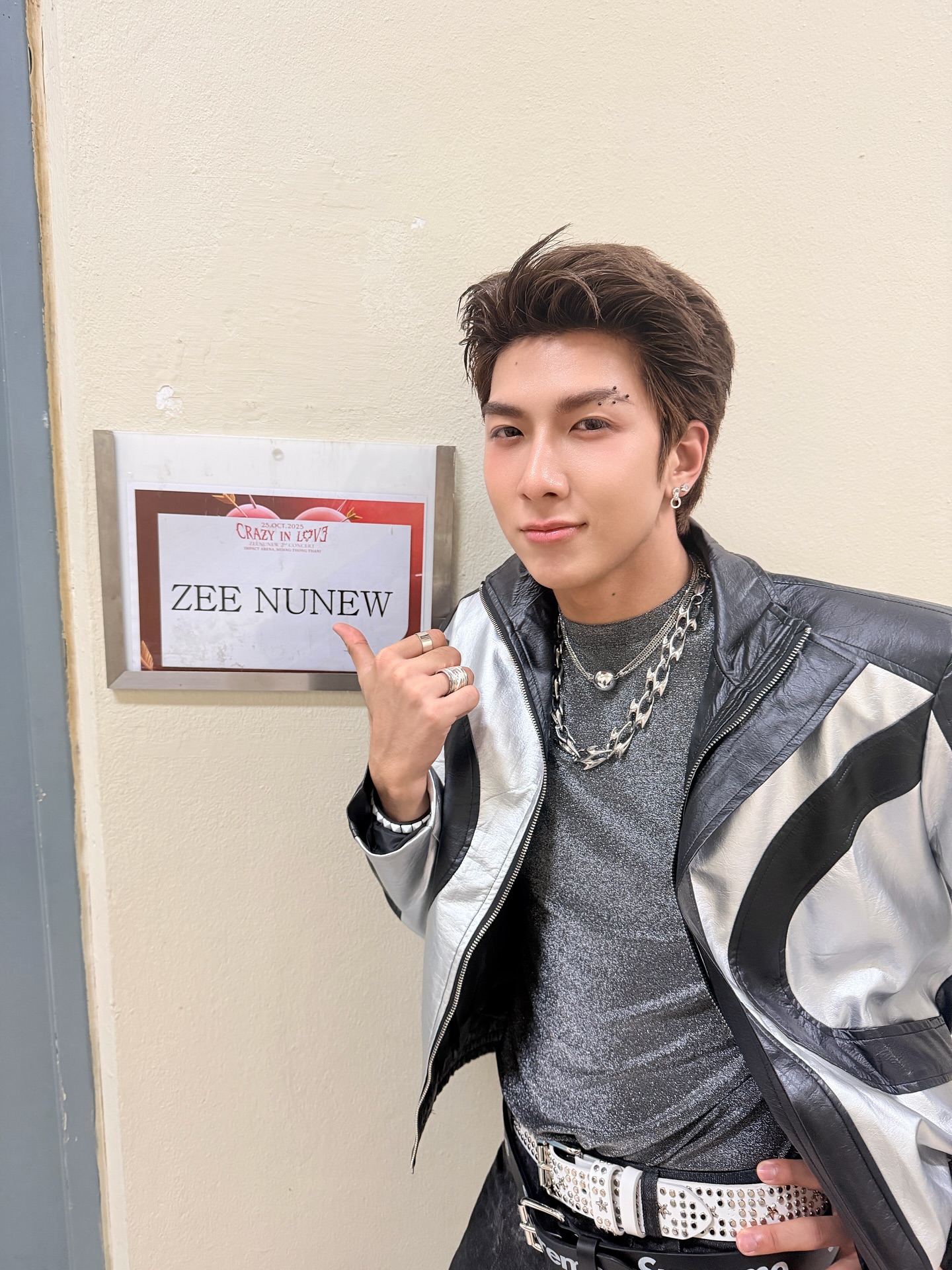 ปาล์ม - พีรวิชญ์ พินธะ