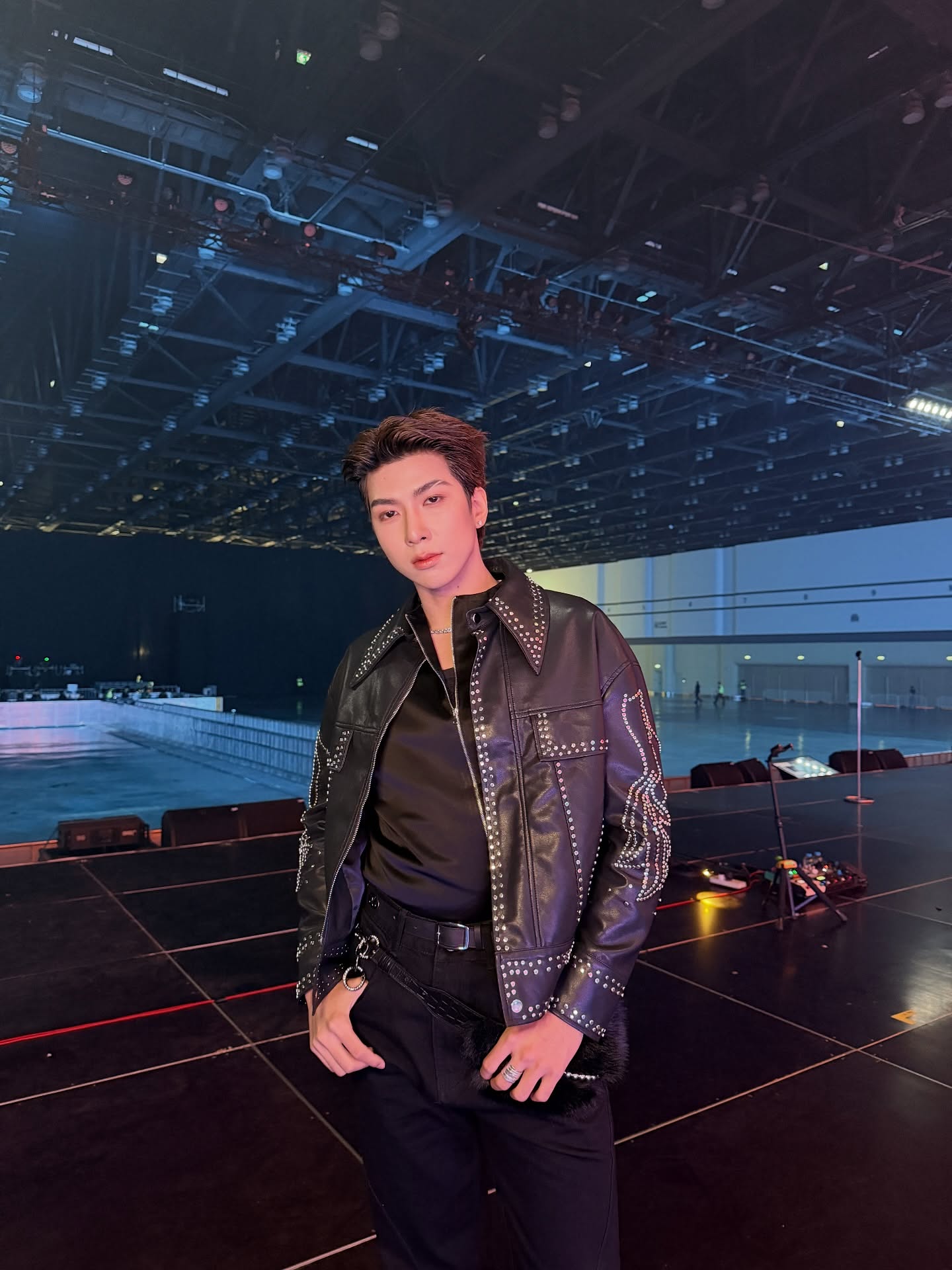 ปาล์ม - พีรวิชญ์ พินธะ