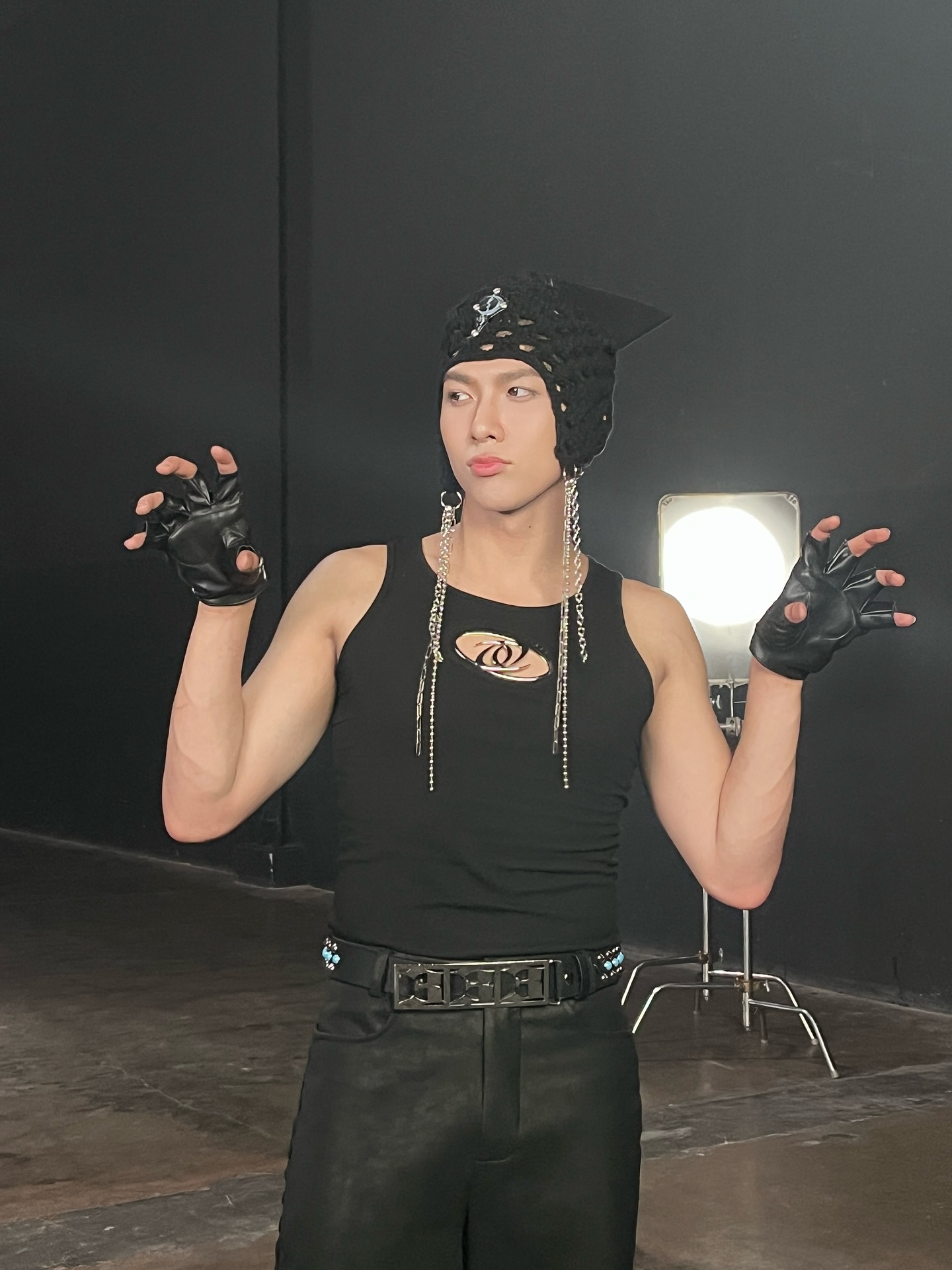 ปาล์ม - พีรวิชญ์ พินธะ