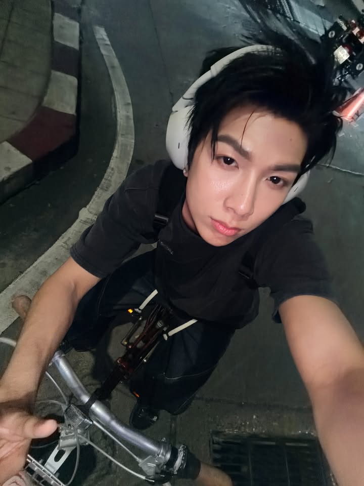 ปาล์ม - พีรวิชญ์ พินธะ