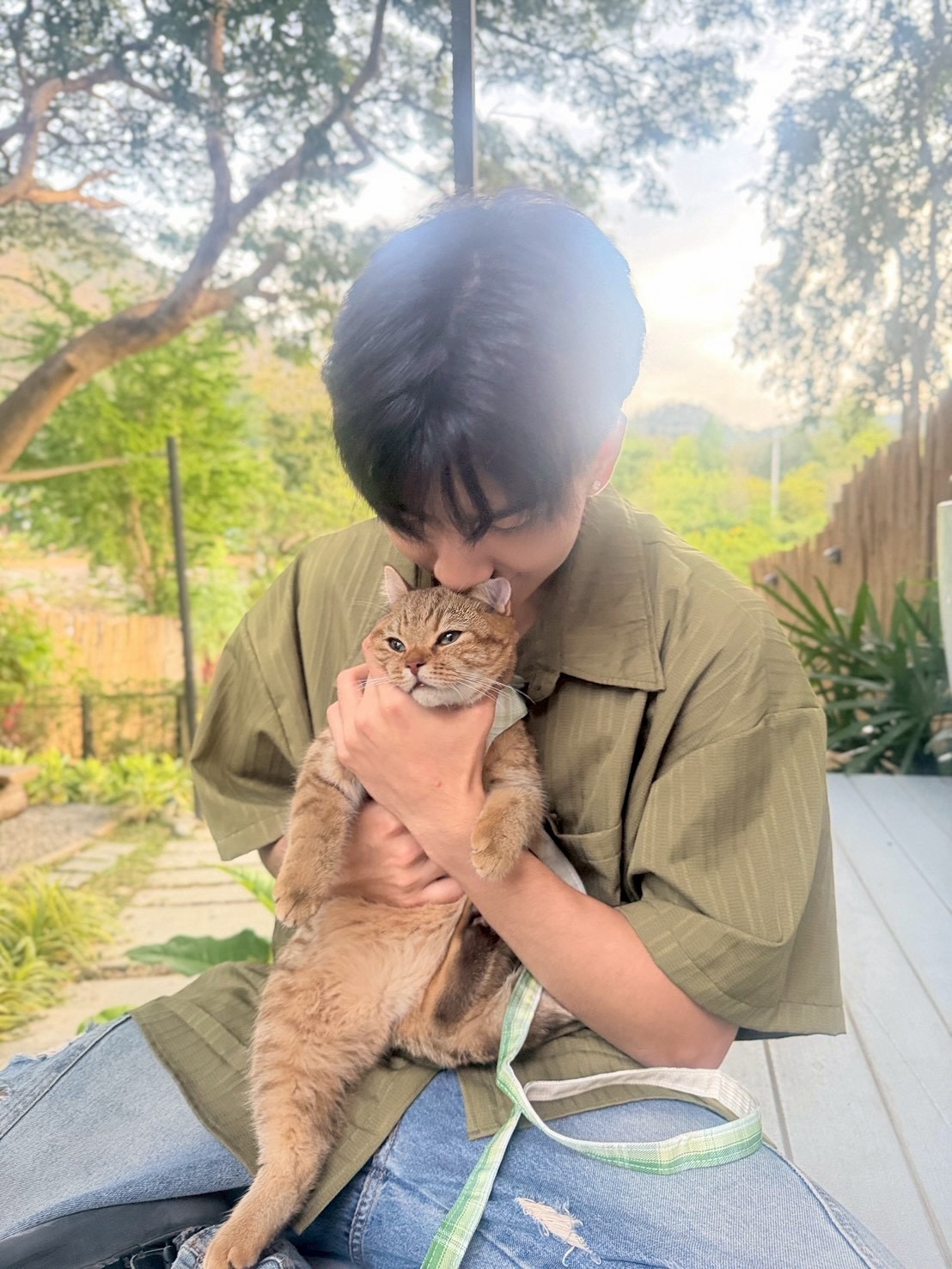 ปาล์ม - พีรวิชญ์ พินธะ