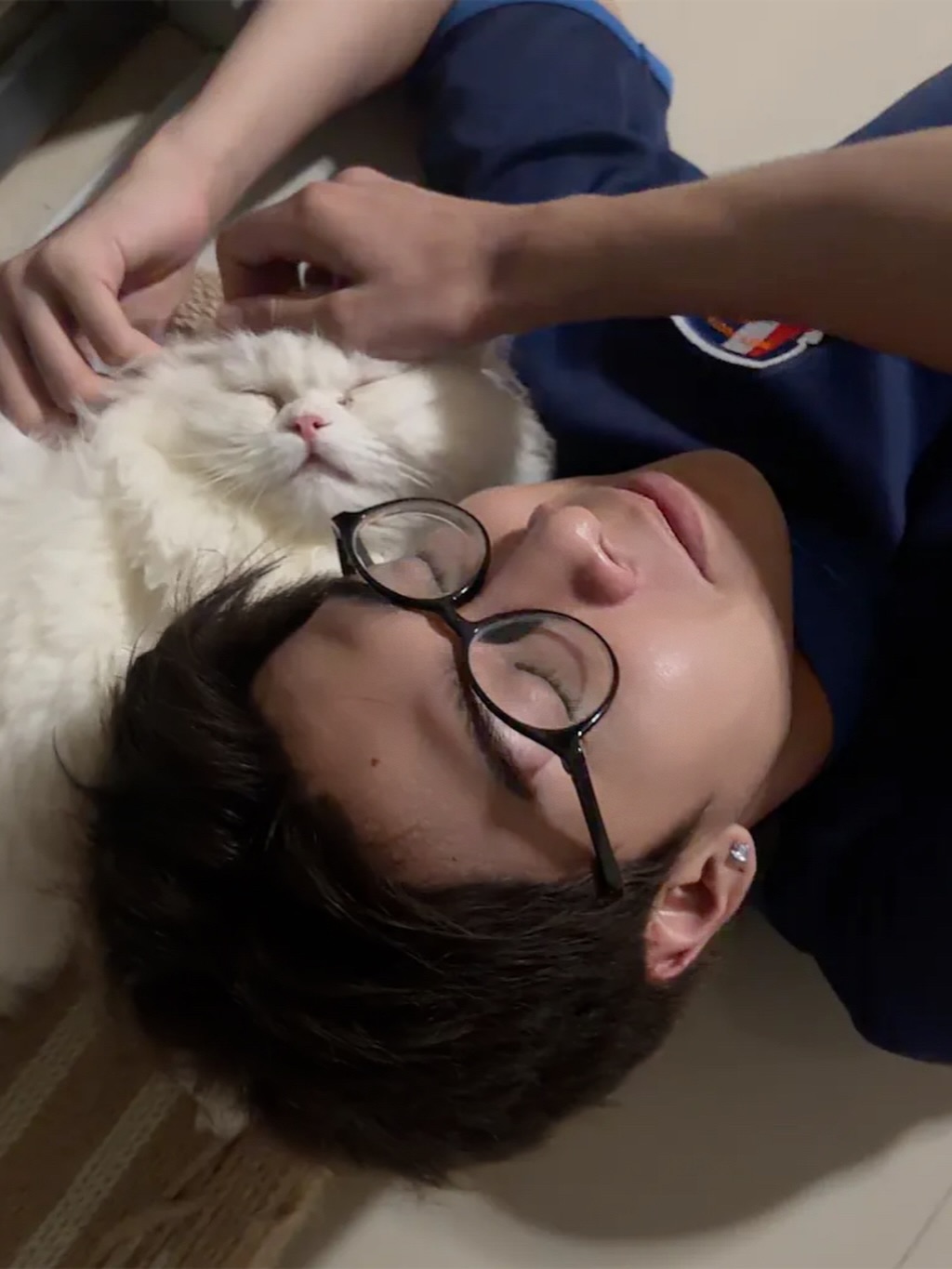 ปาล์ม - พีรวิชญ์ พินธะ