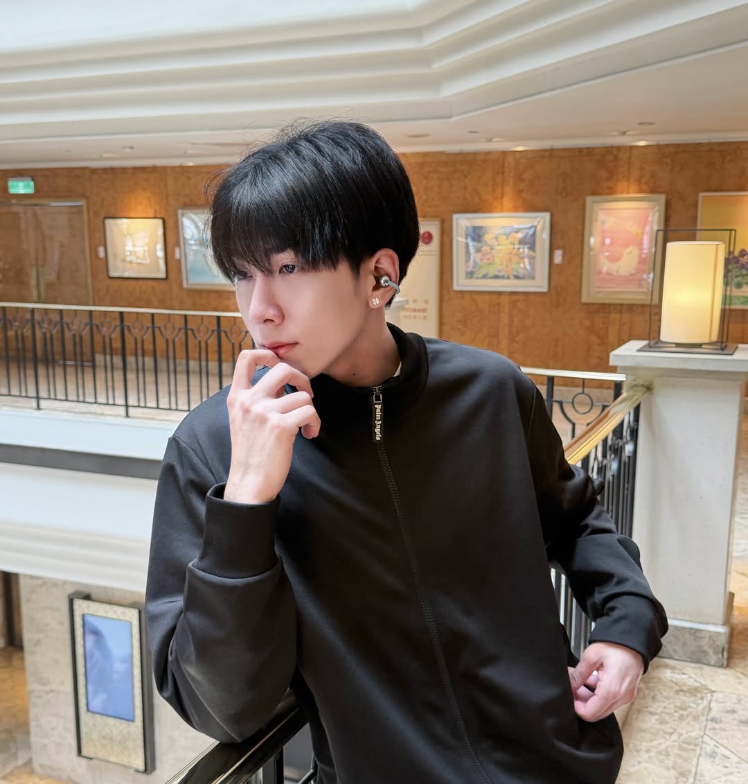 ปาล์ม - พีรวิชญ์ พินธะ