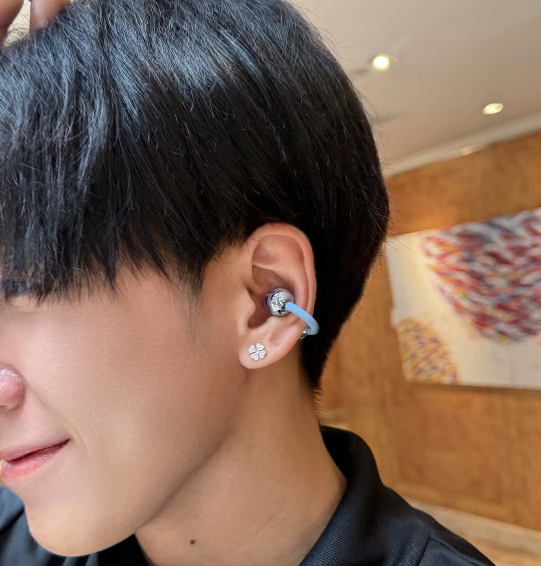 ปาล์ม - พีรวิชญ์ พินธะ