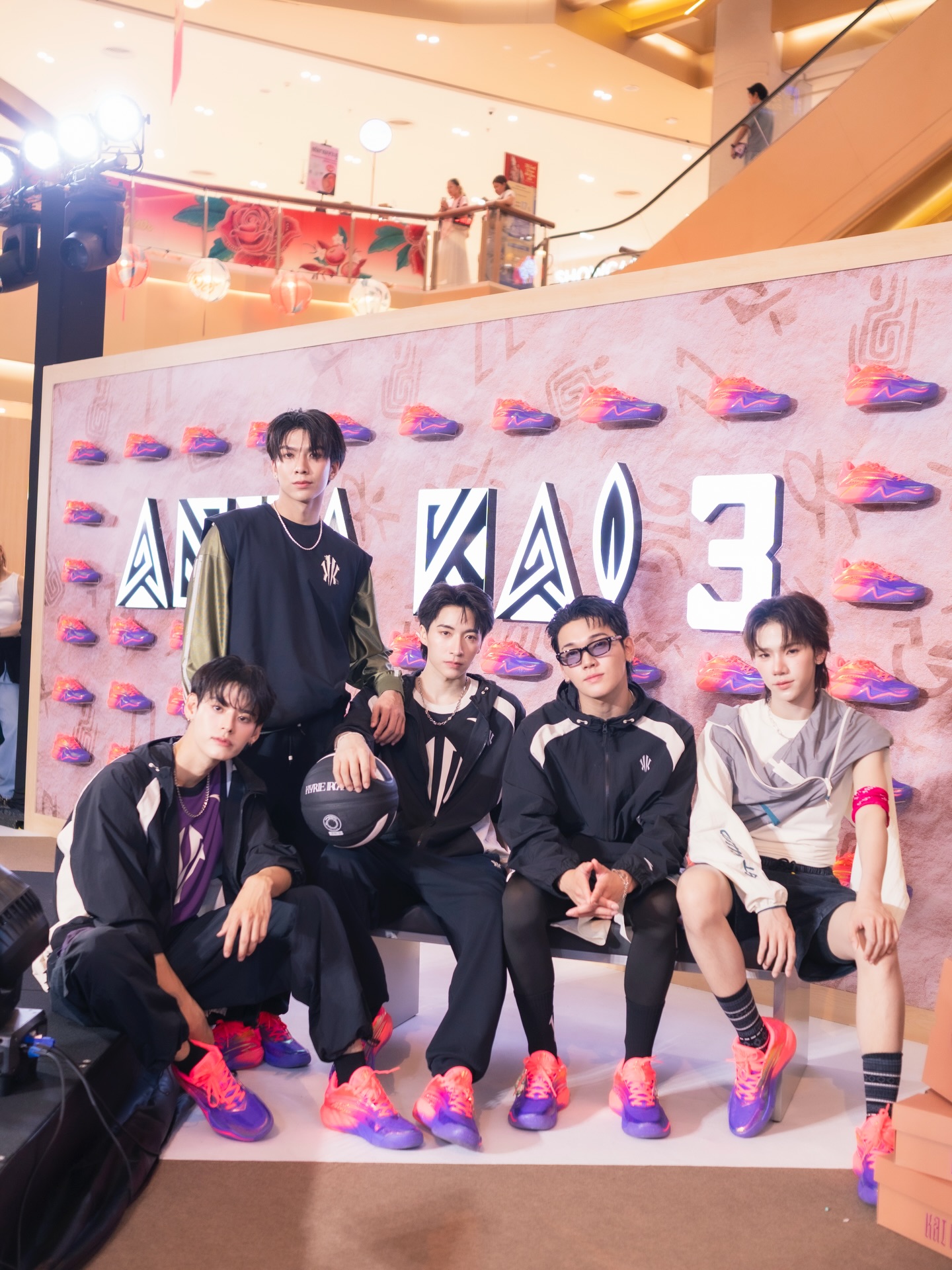 ปาล์ม - พีรวิชญ์ พินธะ