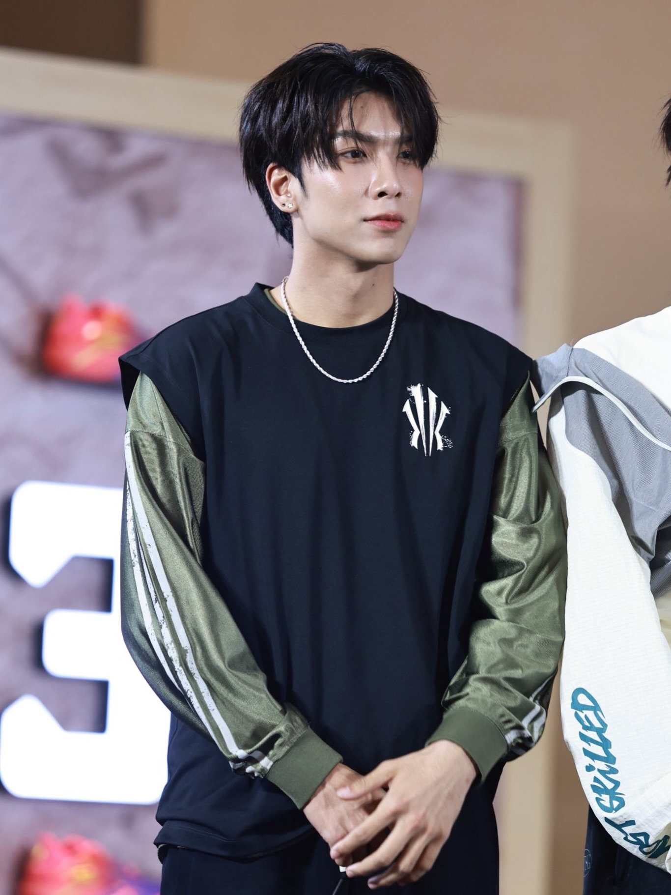 ปาล์ม - พีรวิชญ์ พินธะ