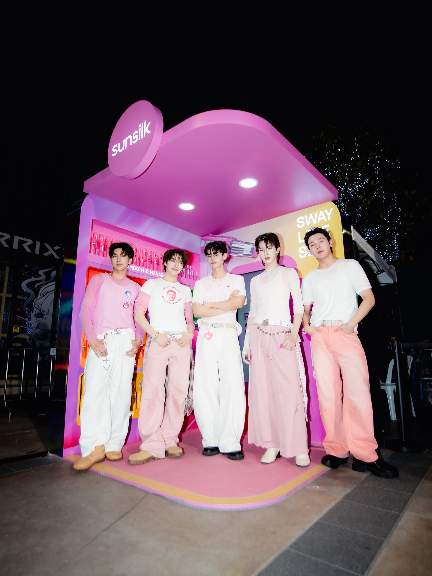 ปาล์ม - พีรวิชญ์ พินธะ