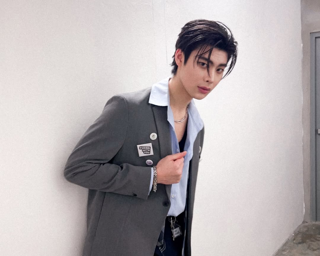 ธีร์ - ธีรติ เอกเสถียร