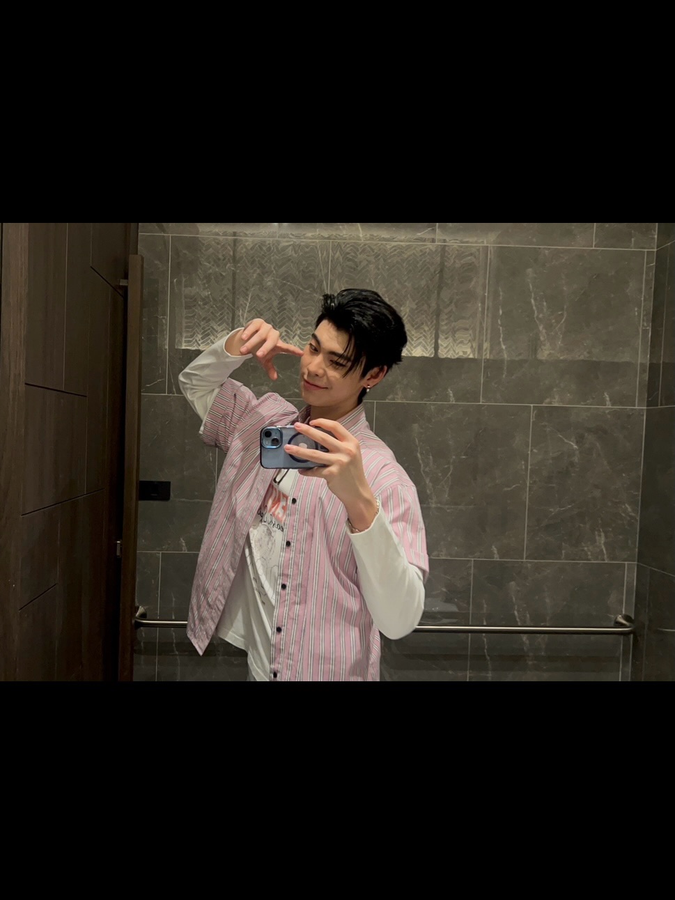 ธีร์ - ธีรติ เอกเสถียร