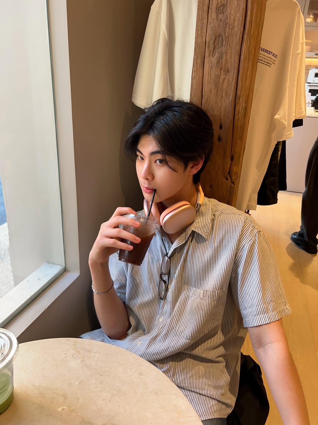 ธีร์ - ธีรติ เอกเสถียร