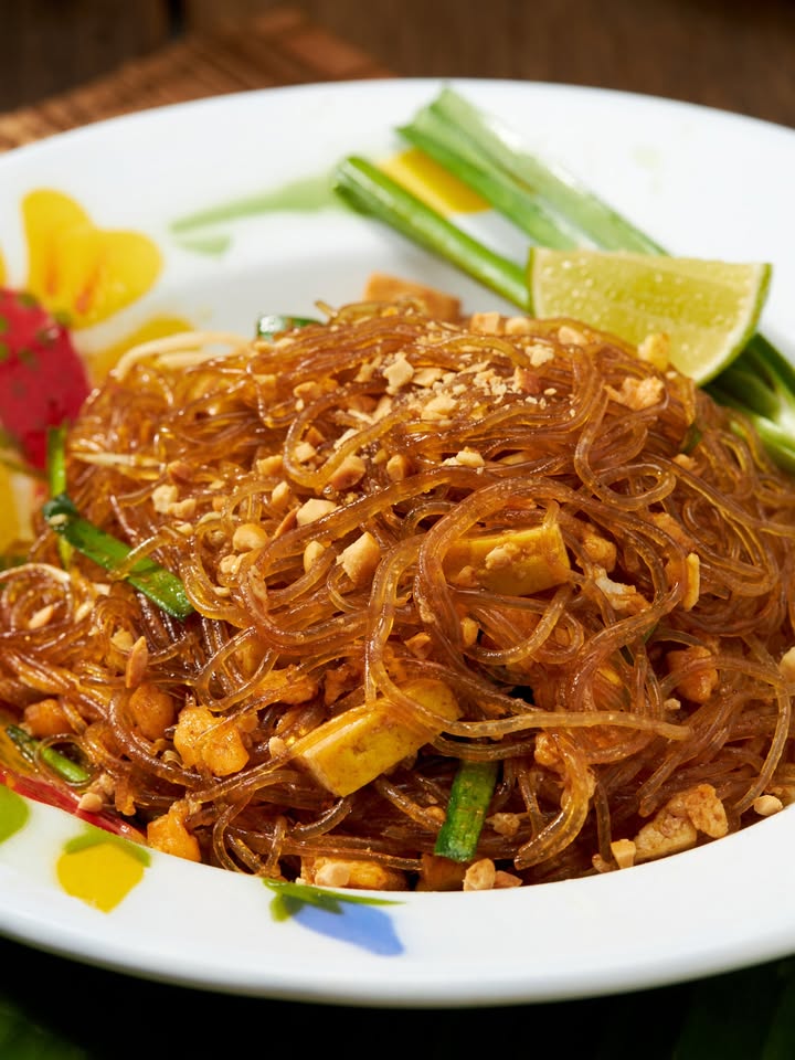 แหม่ม - สุริวิภา พูนพิพัฒน์