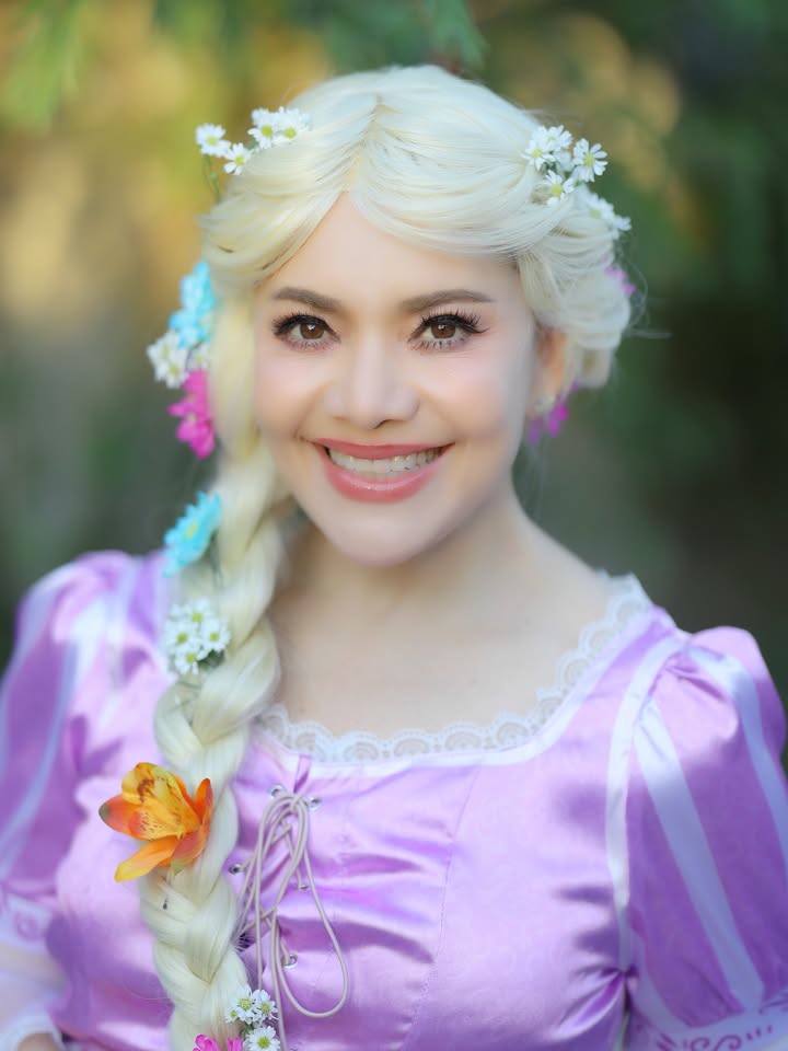 แหม่ม - สุริวิภา พูนพิพัฒน์