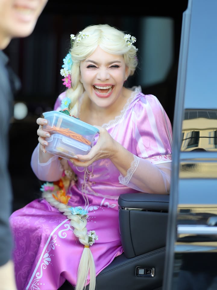 แหม่ม - สุริวิภา พูนพิพัฒน์