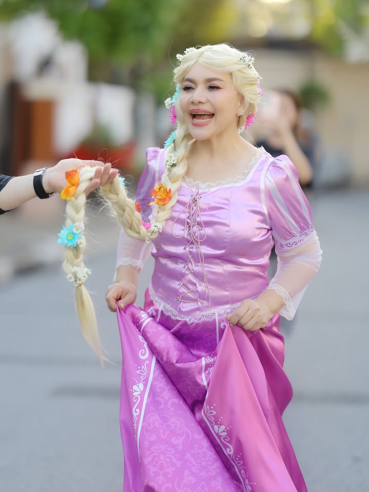 แหม่ม - สุริวิภา พูนพิพัฒน์