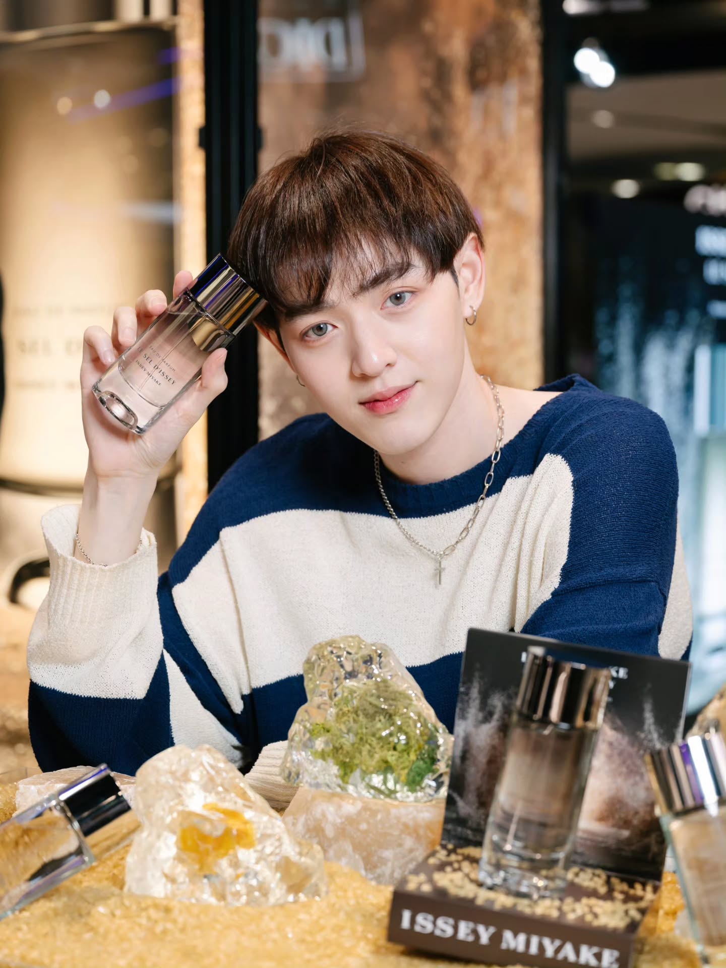 กาด พลอยสุภา