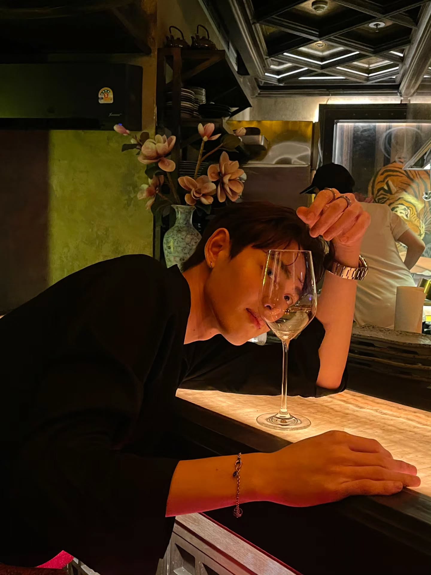 กาด พลอยสุภา