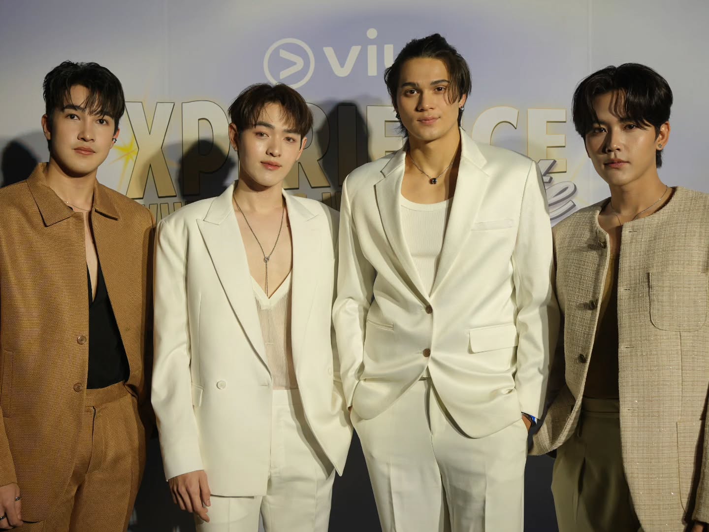 กาด พลอยสุภา