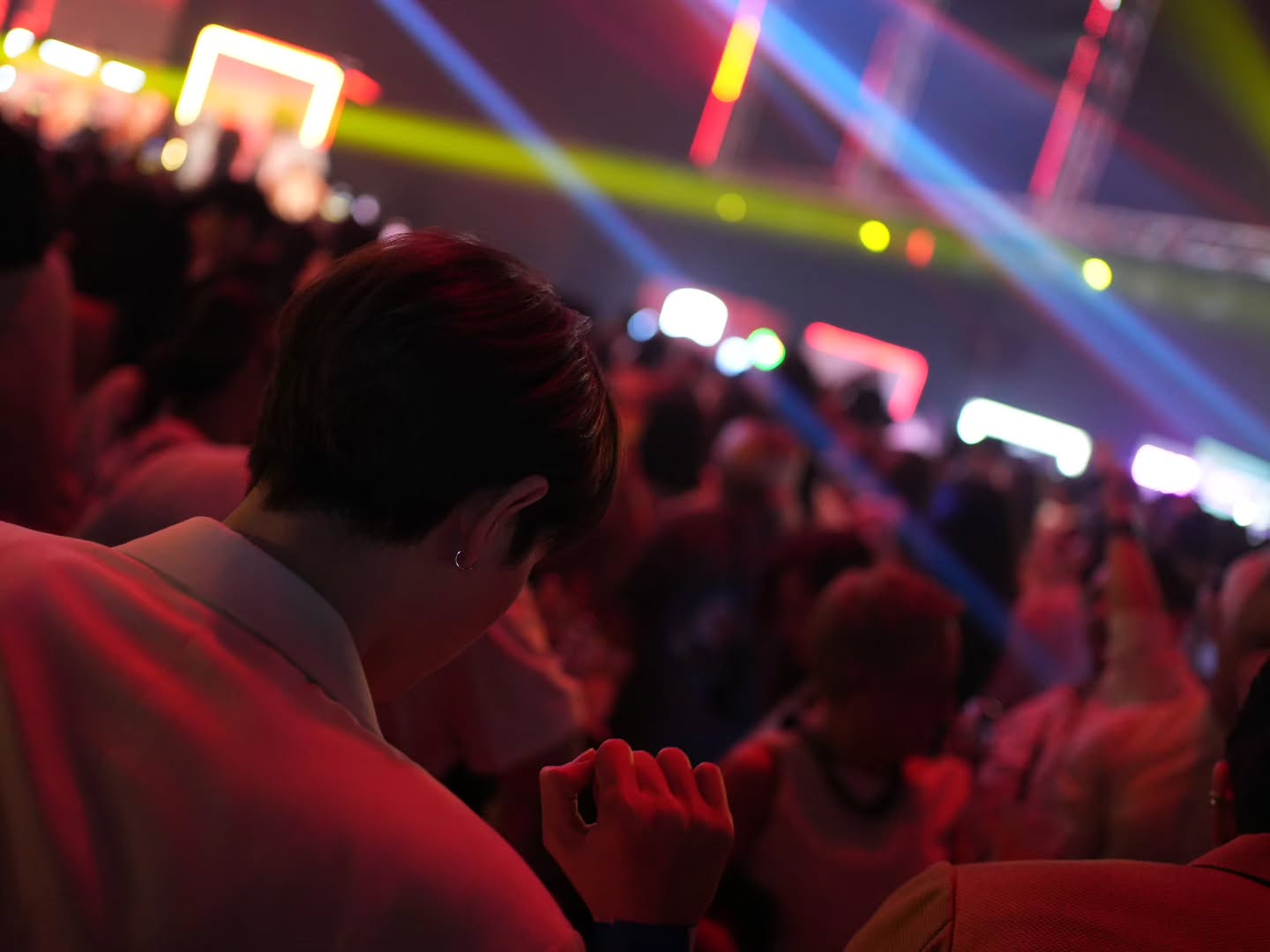 กาด พลอยสุภา