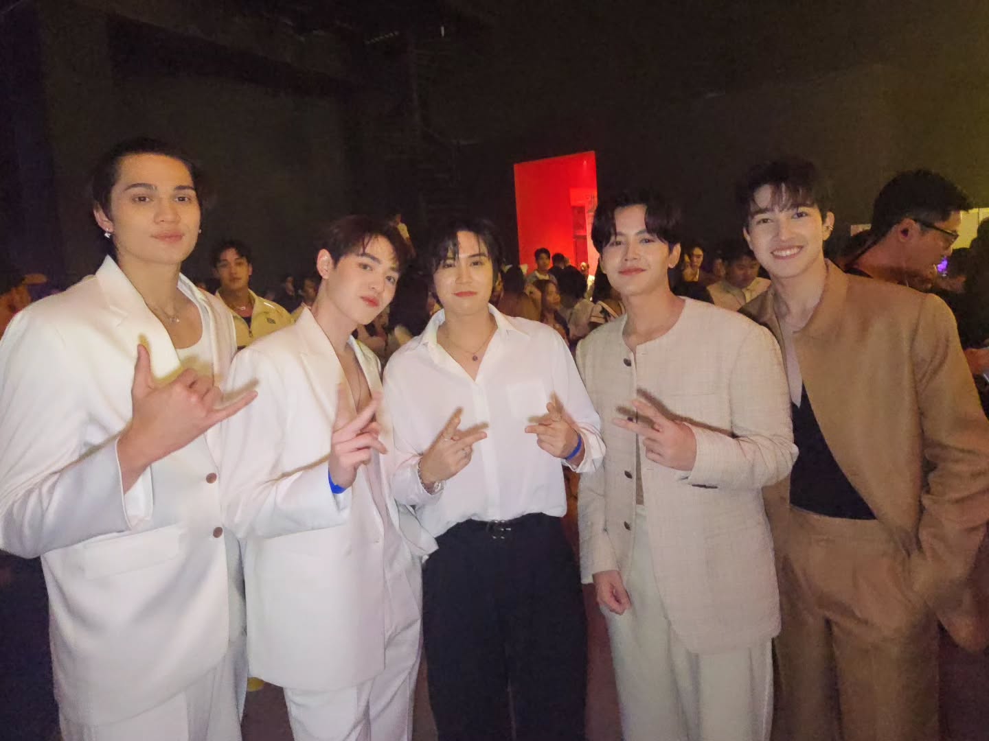 กาด พลอยสุภา