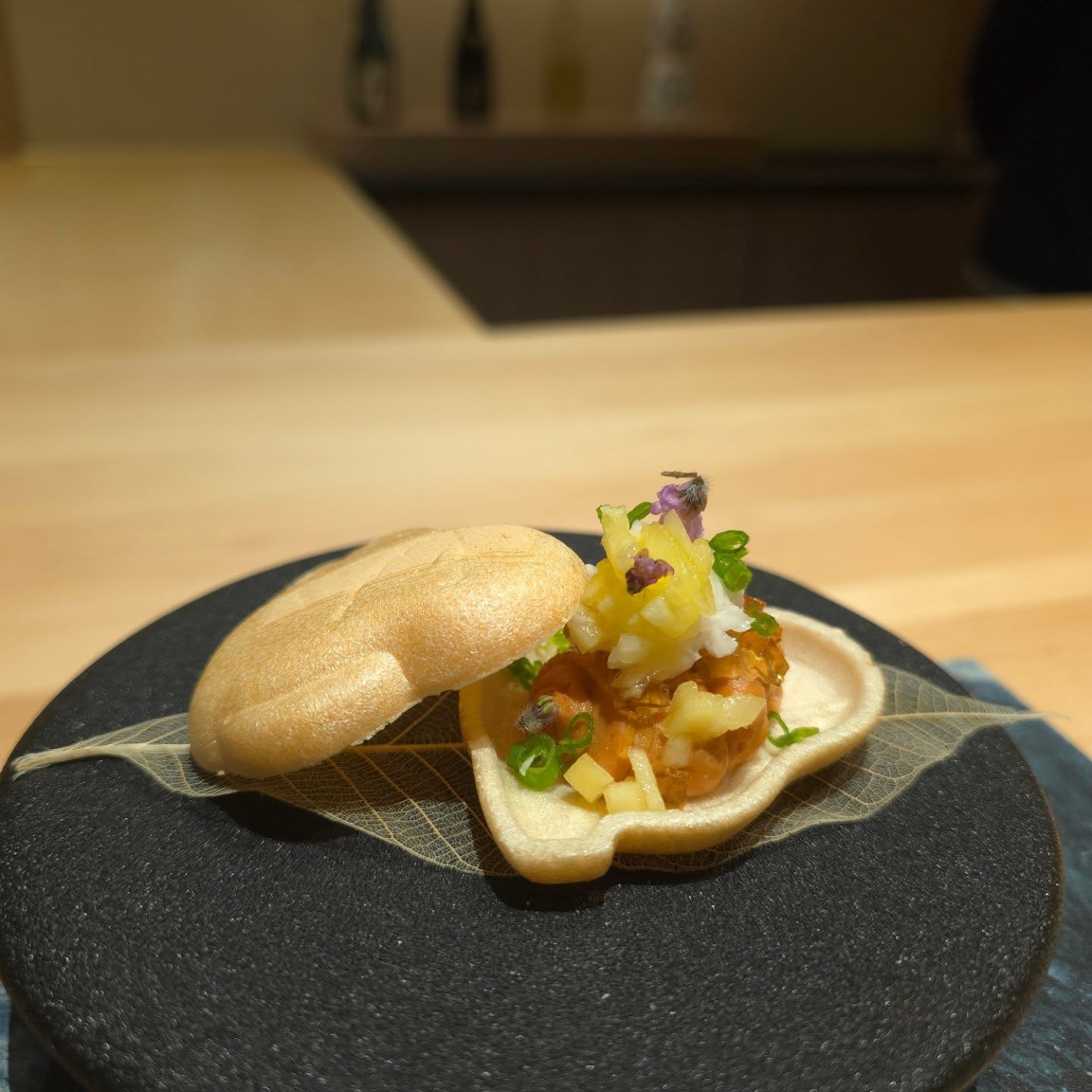 กาด พลอยสุภา