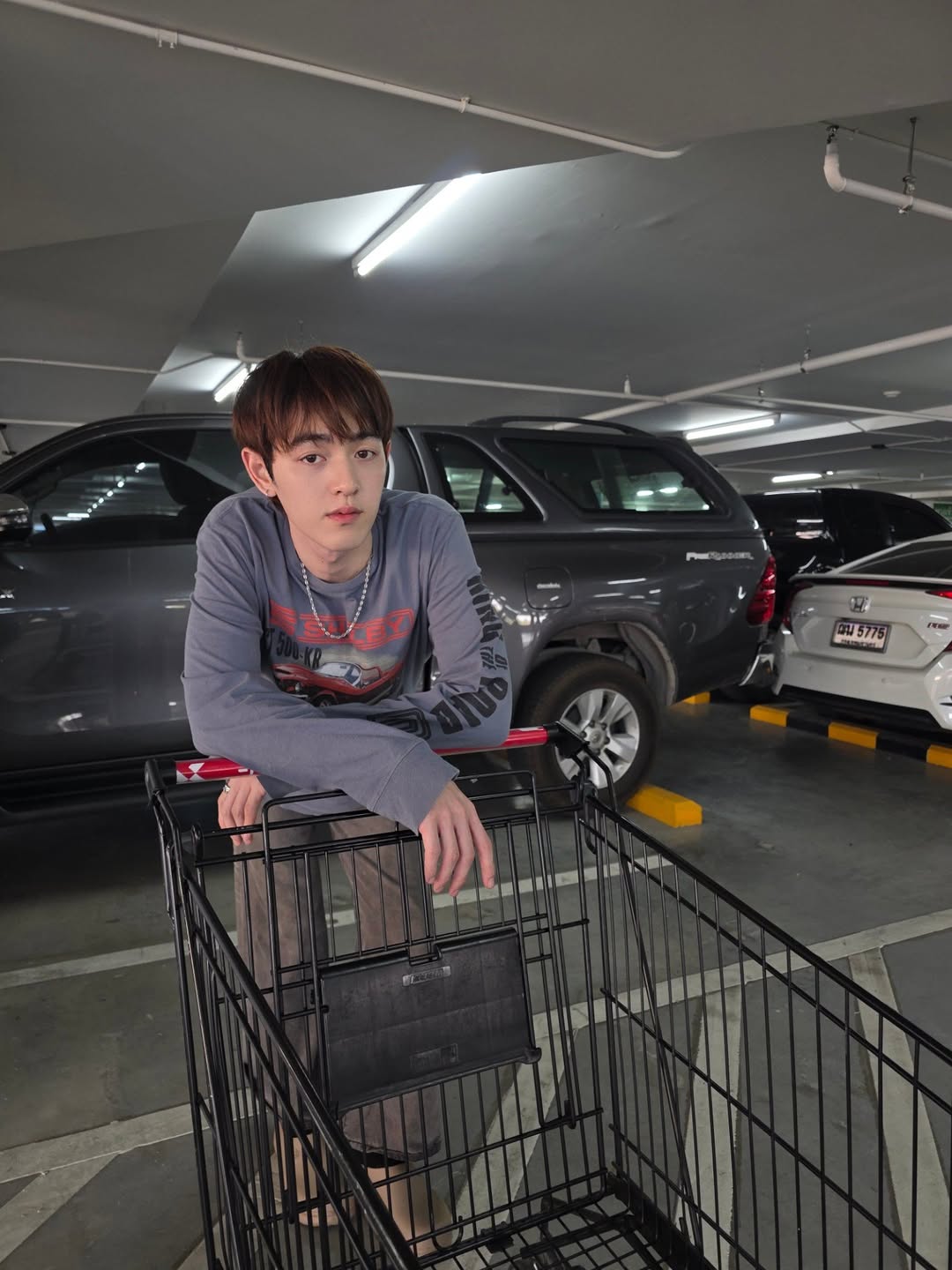 กาด พลอยสุภา