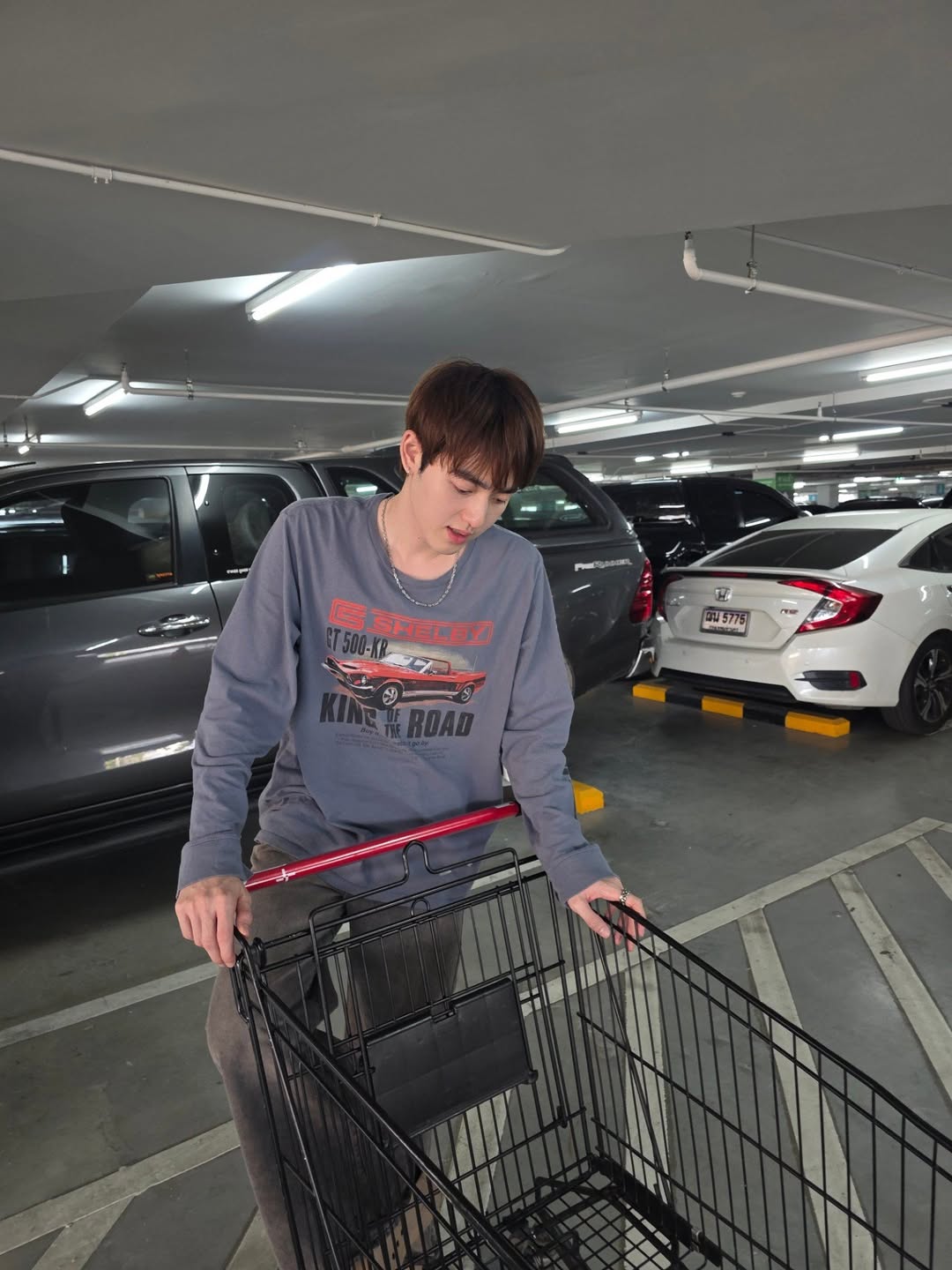 กาด พลอยสุภา