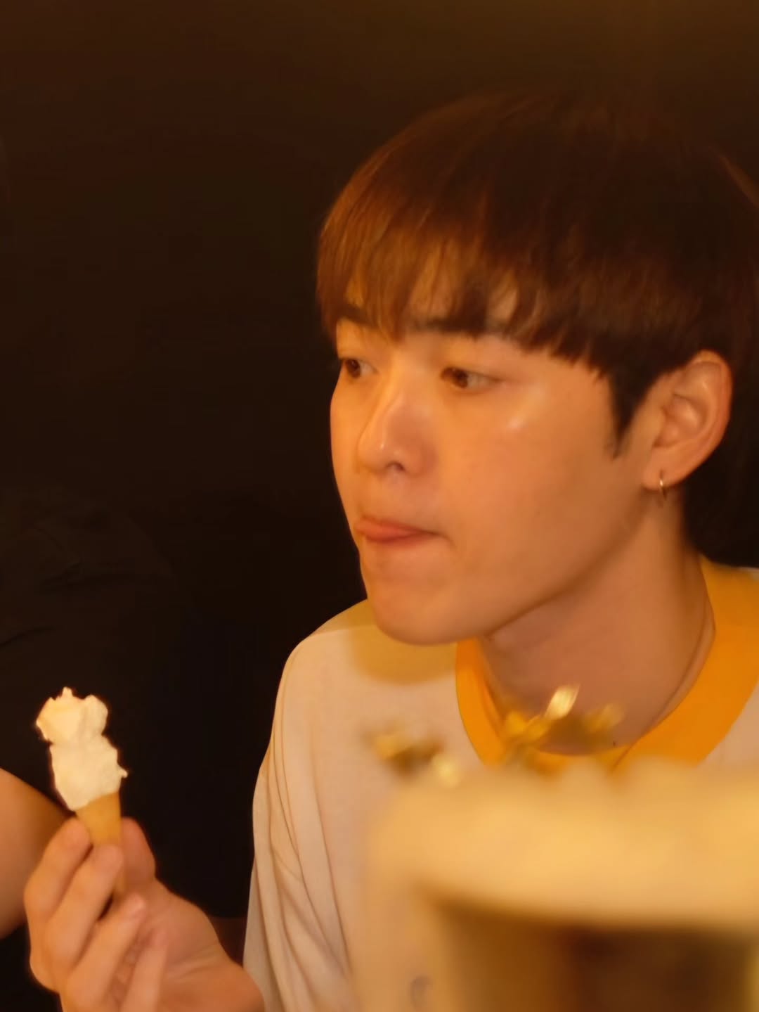 กาด พลอยสุภา