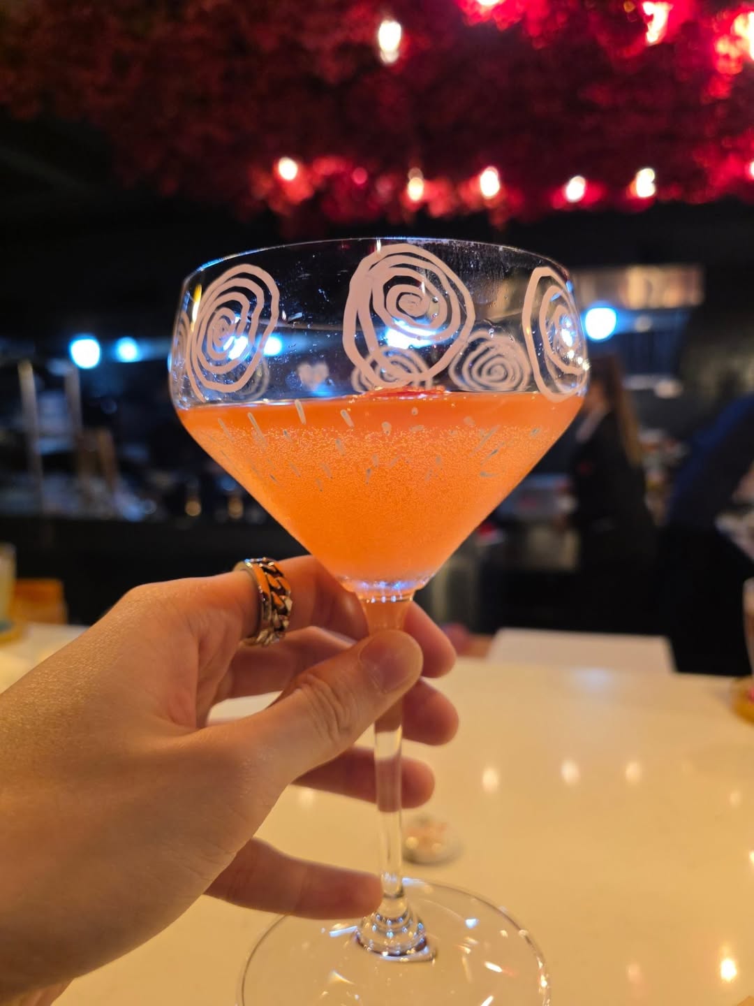 กาด พลอยสุภา