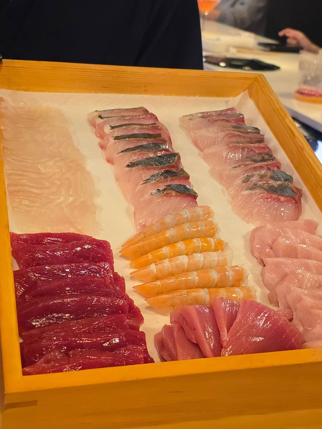 กาด พลอยสุภา