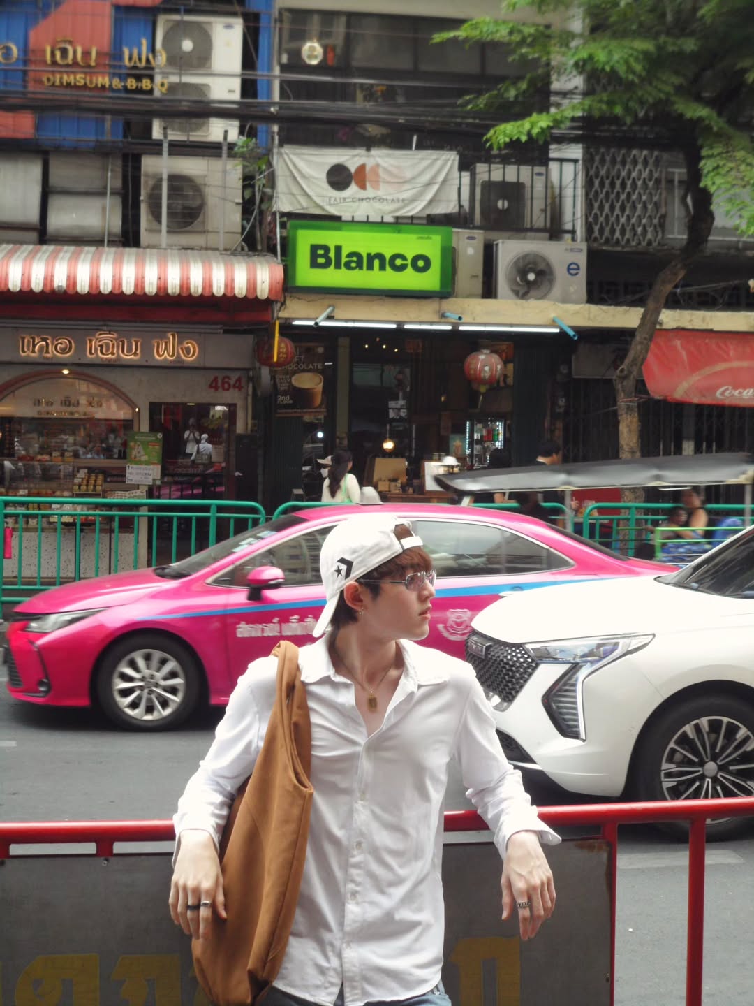 กาด พลอยสุภา