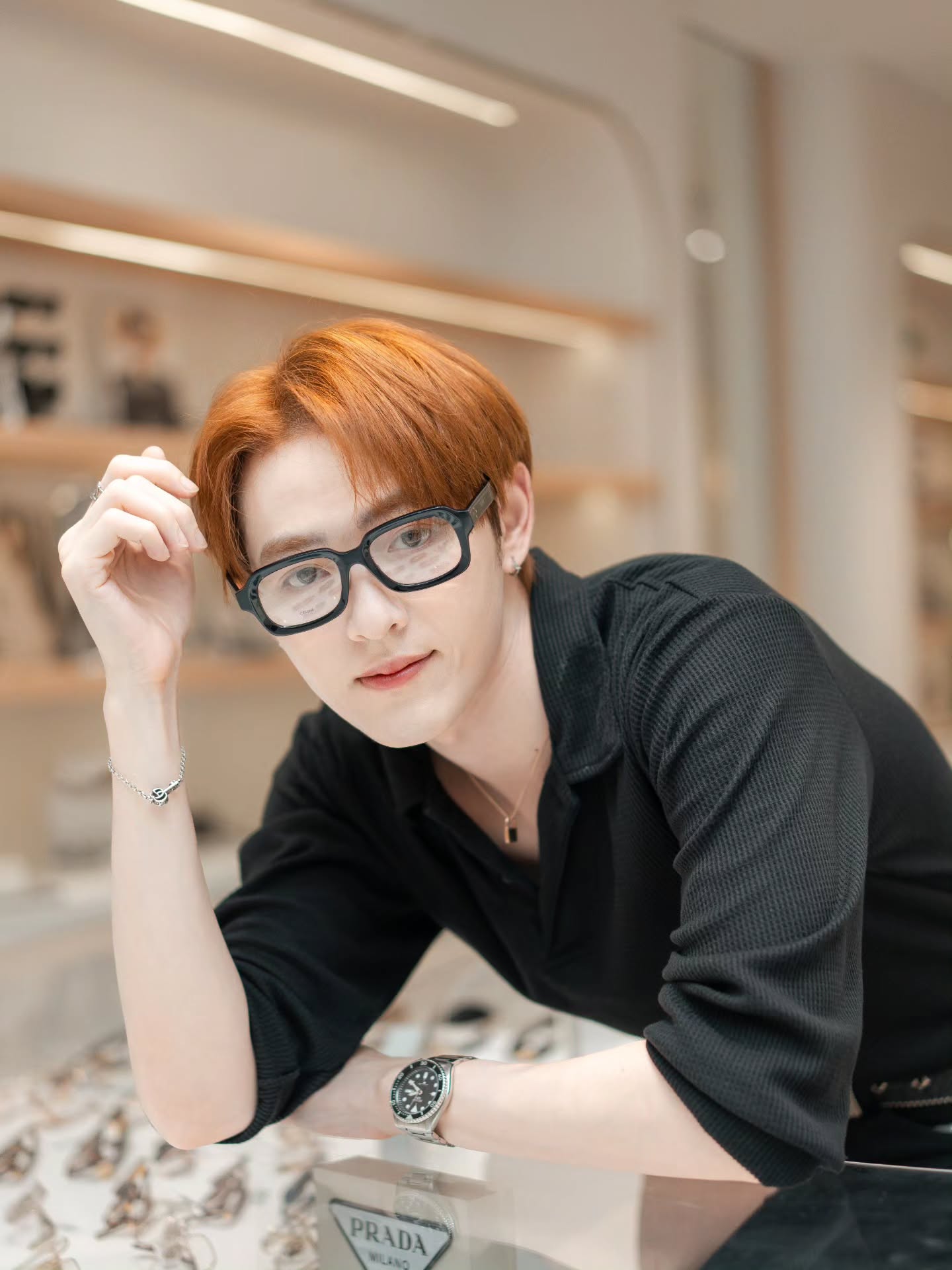 กาด พลอยสุภา